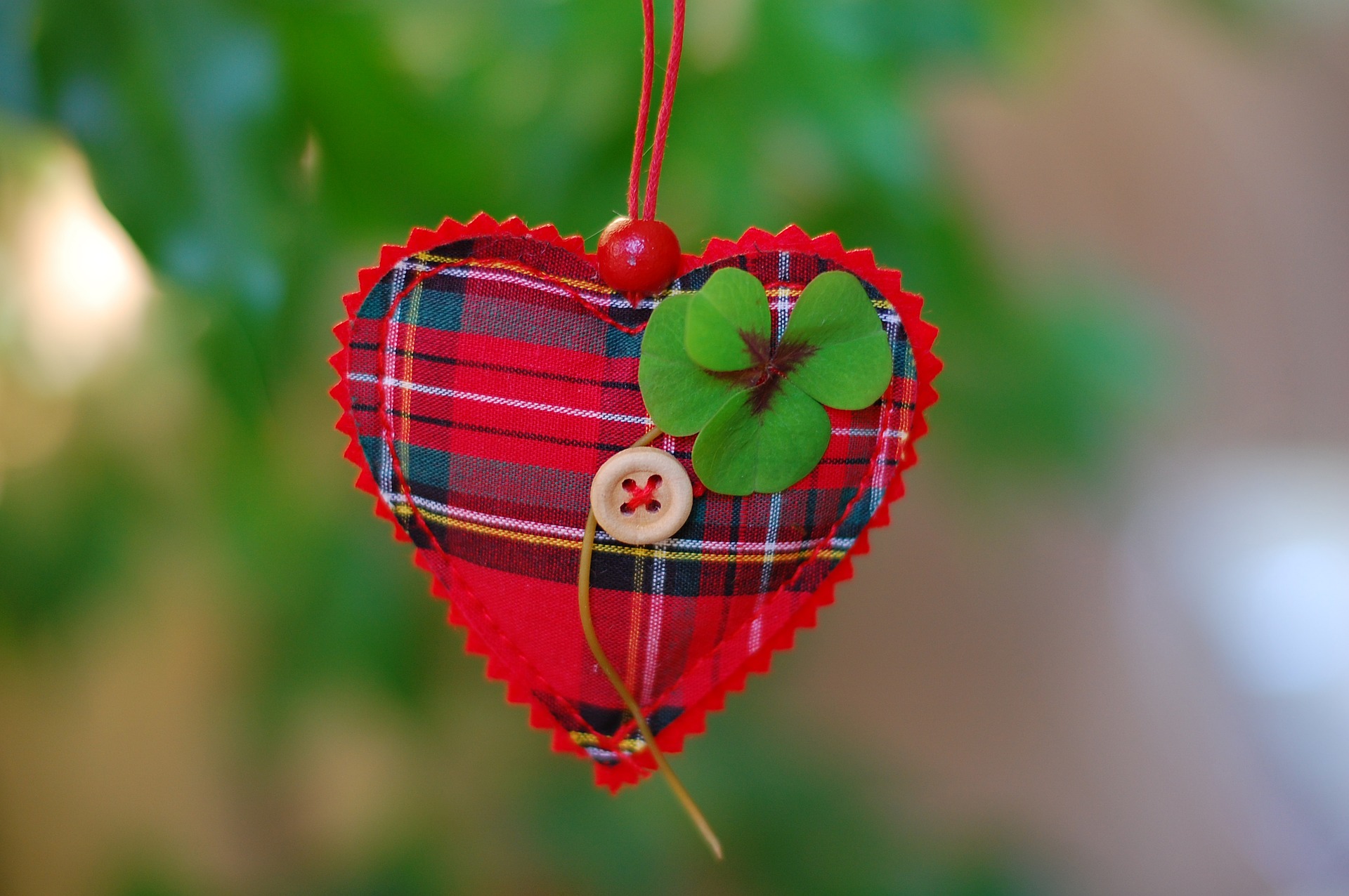 You are currently viewing ŻYCZENIA DLA MATURZYSTÓW