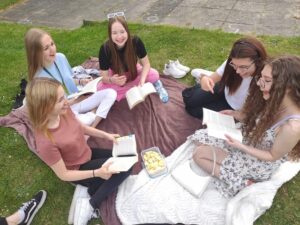 Read more about the article „Literacka nocka IIc”.