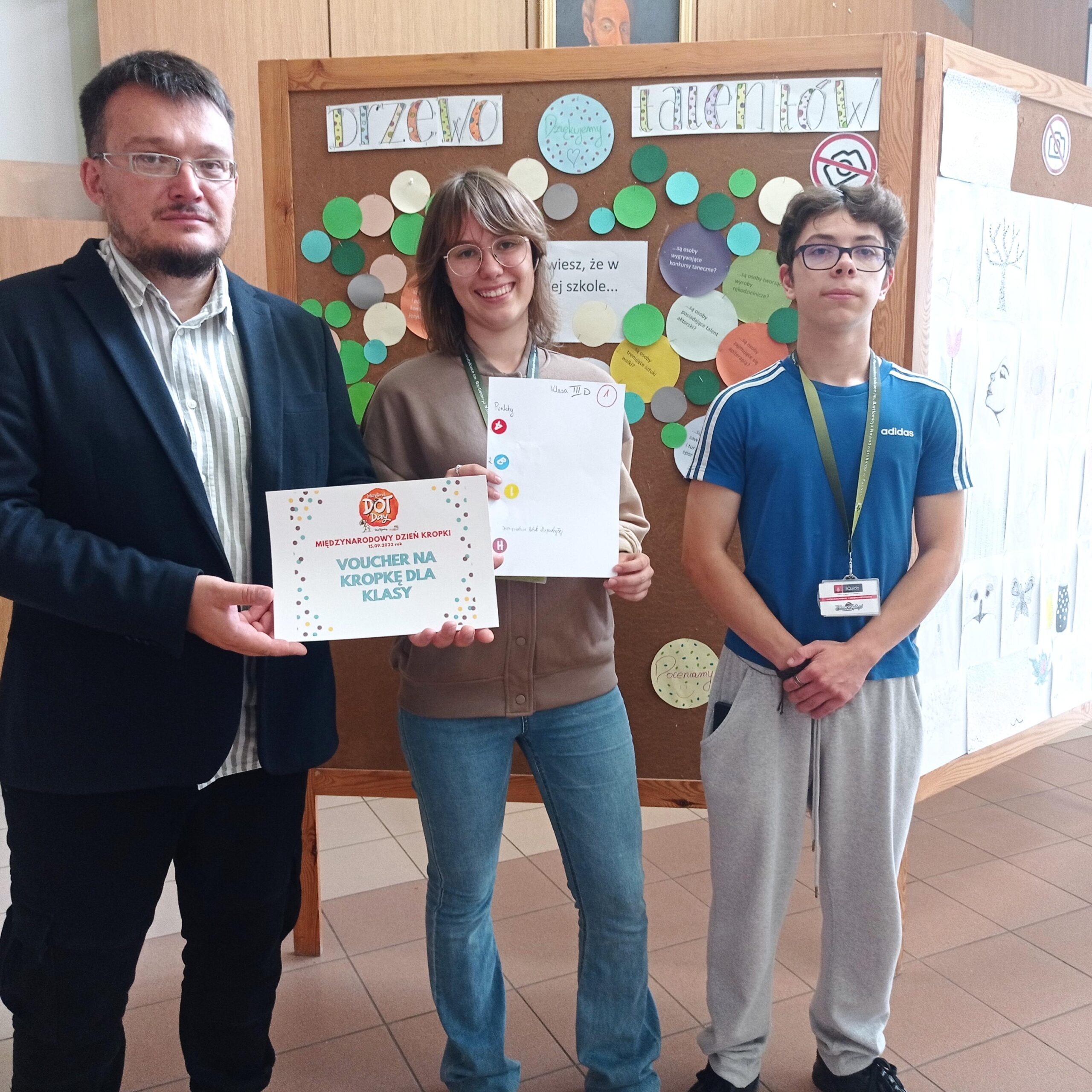 You are currently viewing Międzynarodowy Dzień Kropki w Nowodworku