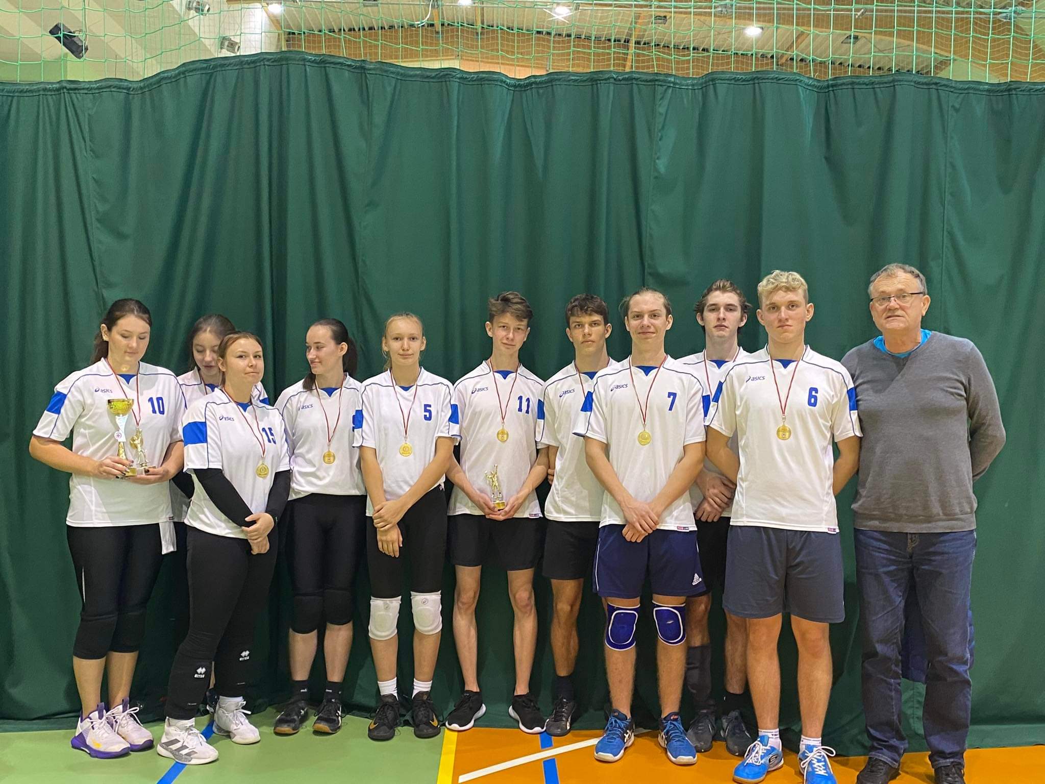 You are currently viewing Turniej PCK drużyn mieszanych w piłce siatkowej