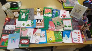 Read more about the article Redagowanie życzeń oraz projektowanie kartek świątecznych w Nowodworku