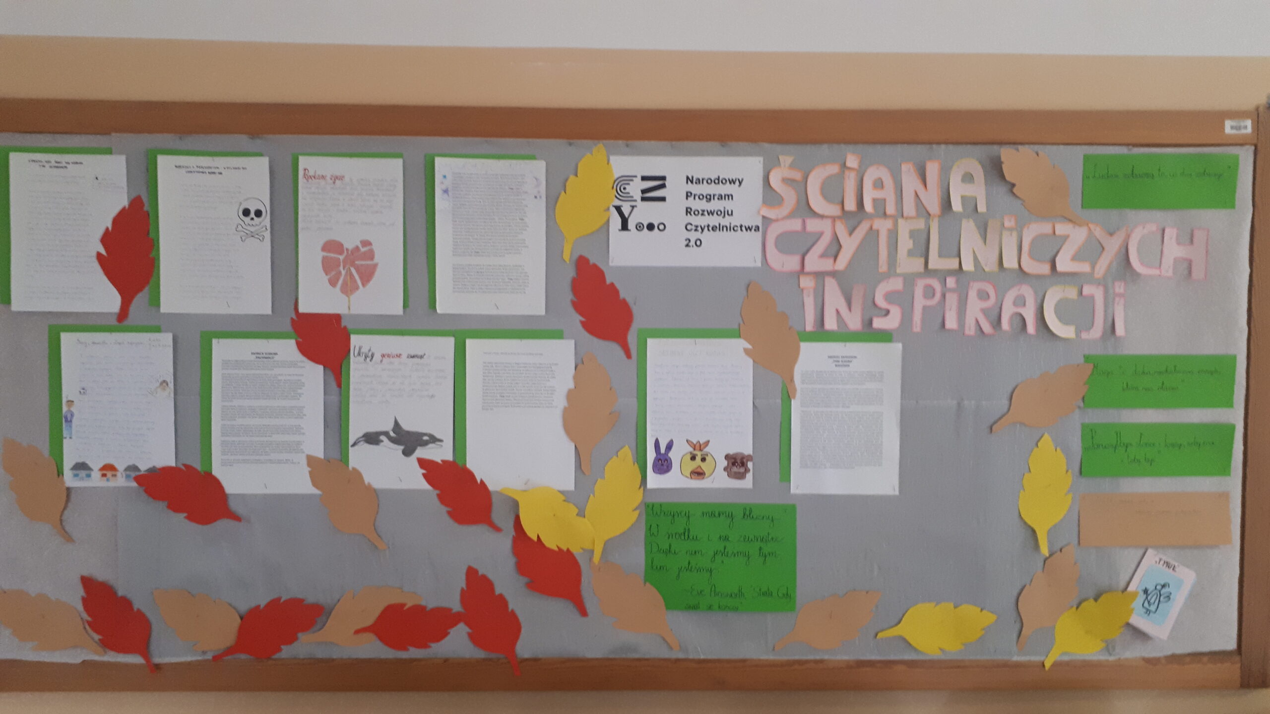 You are currently viewing Ściana czytelniczych inspiracji w Nowodworku.