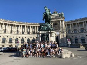 Read more about the article Wycieczka do Pragi, Wiednia, Wrocławia i Kutnej Hory