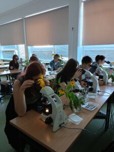 Read more about the article Nowodworczycy na Wydziale Farmaceutycznym Collegium Medicum w Bydgoszczy