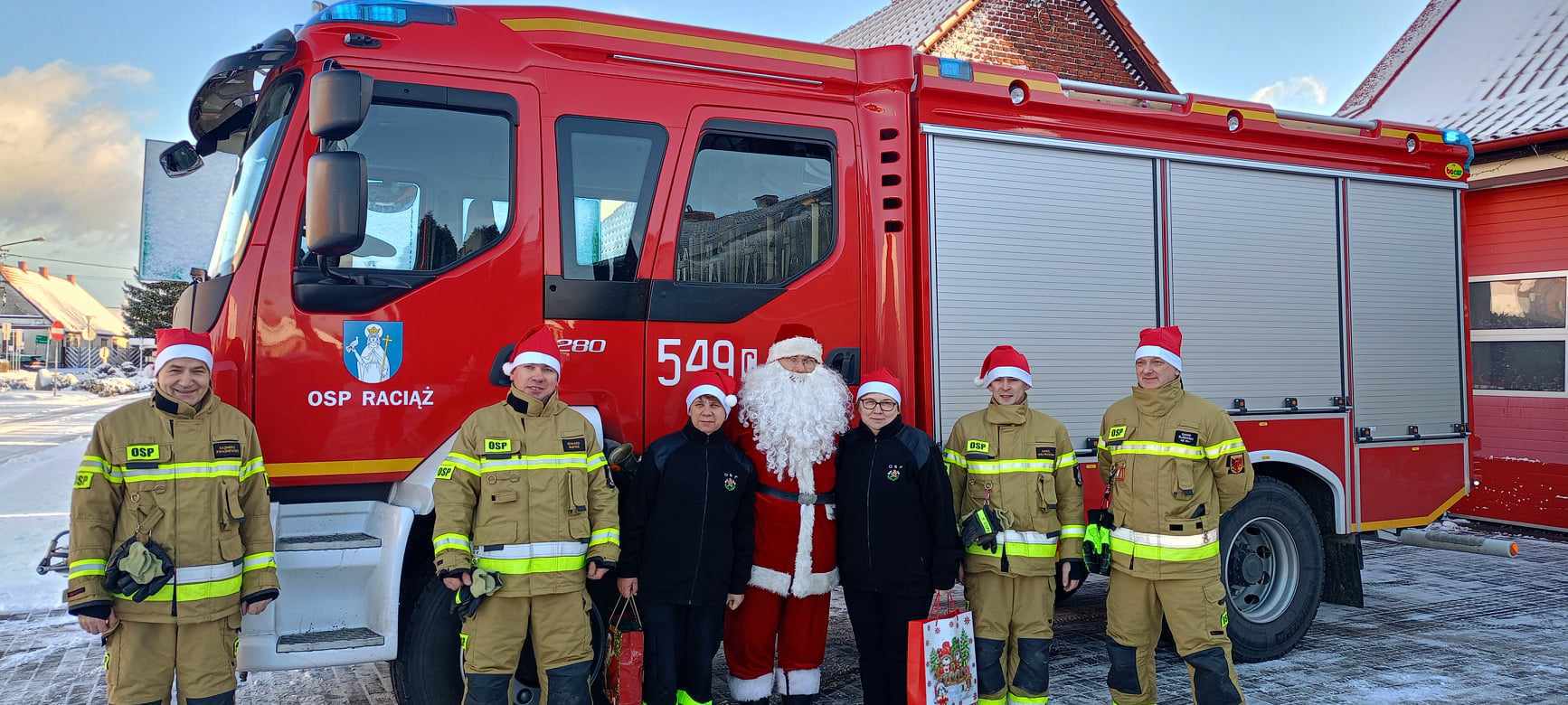 You are currently viewing Nowodworskie świąteczne zbiórki darów