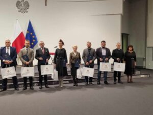 Read more about the article Liceum Ogólnokształcące w Tucholi „Brązową Szkołą” rankingu „Perspektyw”