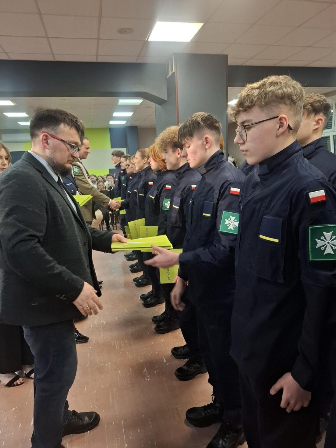 Uroczyste lubowanie Uczni w Oddzia u O Profilu Mundurowym Nowodworek pl